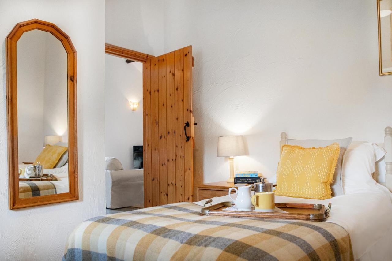 Downe Cottages Hartland Bagian luar foto